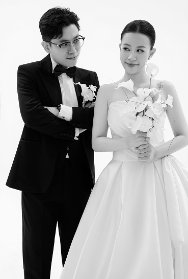 Ảnh cưới đen trắng