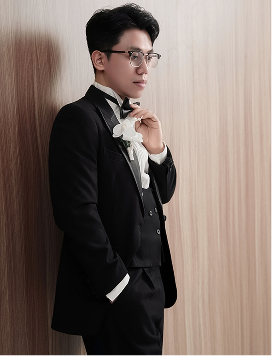 Ảnh chân dung chú rể